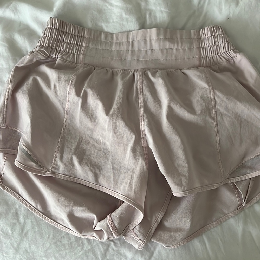 Lulu lemon hotty hot shorts